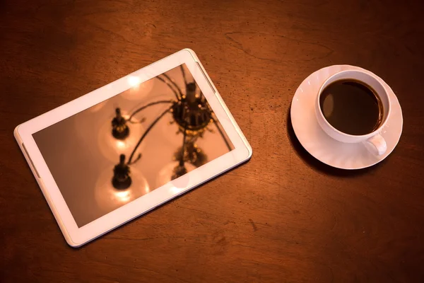 Café classique et Tablette PC — Photo